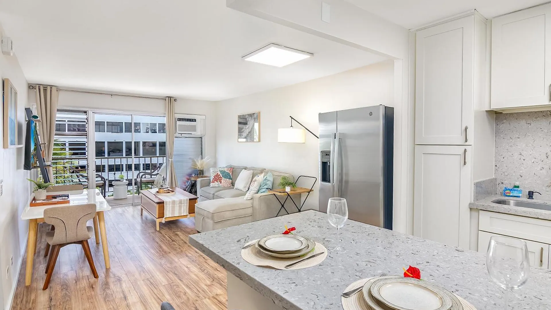 Apartamento Kuhio At Waikiki 2Br And 2Ba Condo Near Beach With Parking Honolulu
