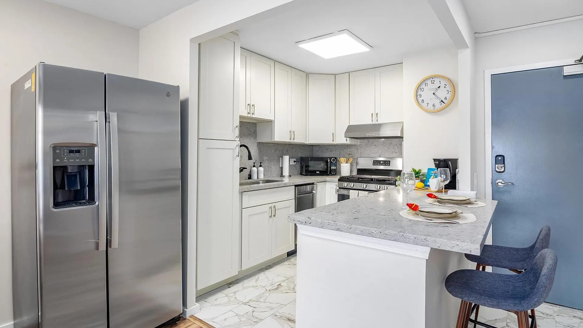 Apartamento Kuhio At Waikiki 2Br And 2Ba Condo Near Beach With Parking Honolulu Estados Unidos
