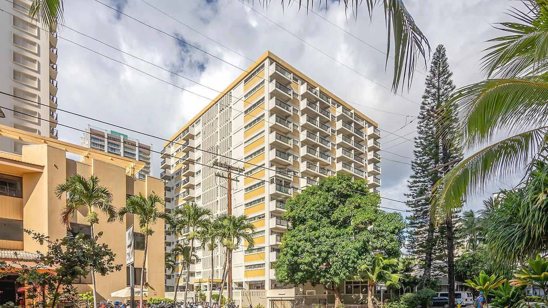 Kuhio At Waikiki 2Br And 2Ba Condo Near Beach With Parking Honolulu 0*,