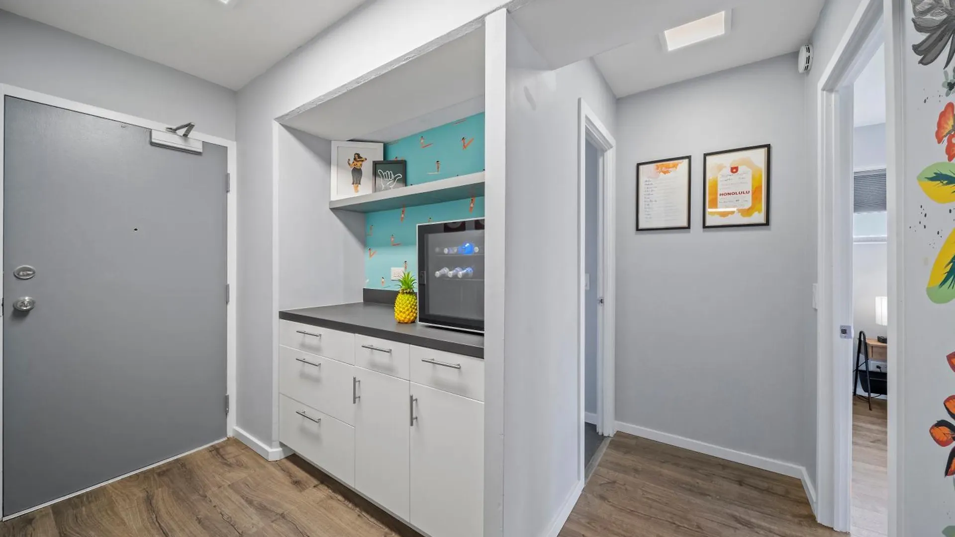 Apartment Kuhio At Waikiki 2Br And 2Ba Condo Near Beach With Parking Honolulu United States